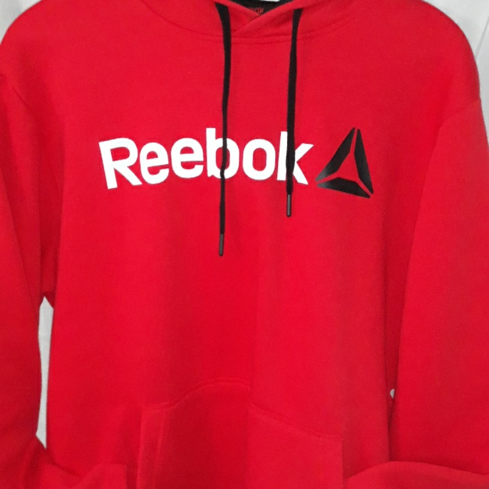 Reebok pullover with Hood NWT